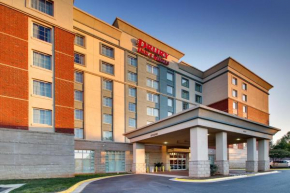 Отель Drury Inn & Suites Charlotte Northlake  Шарлотт